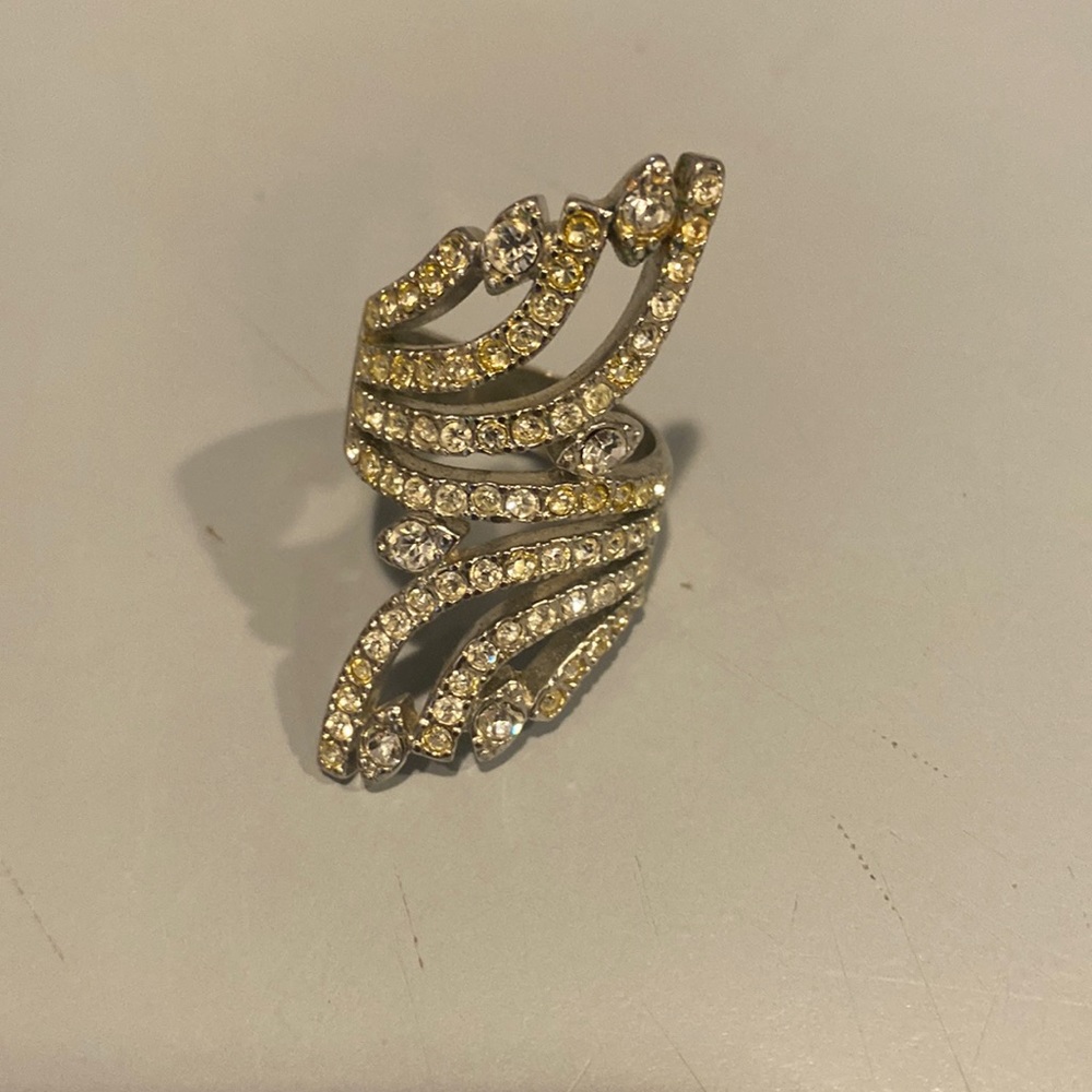 Costume ring